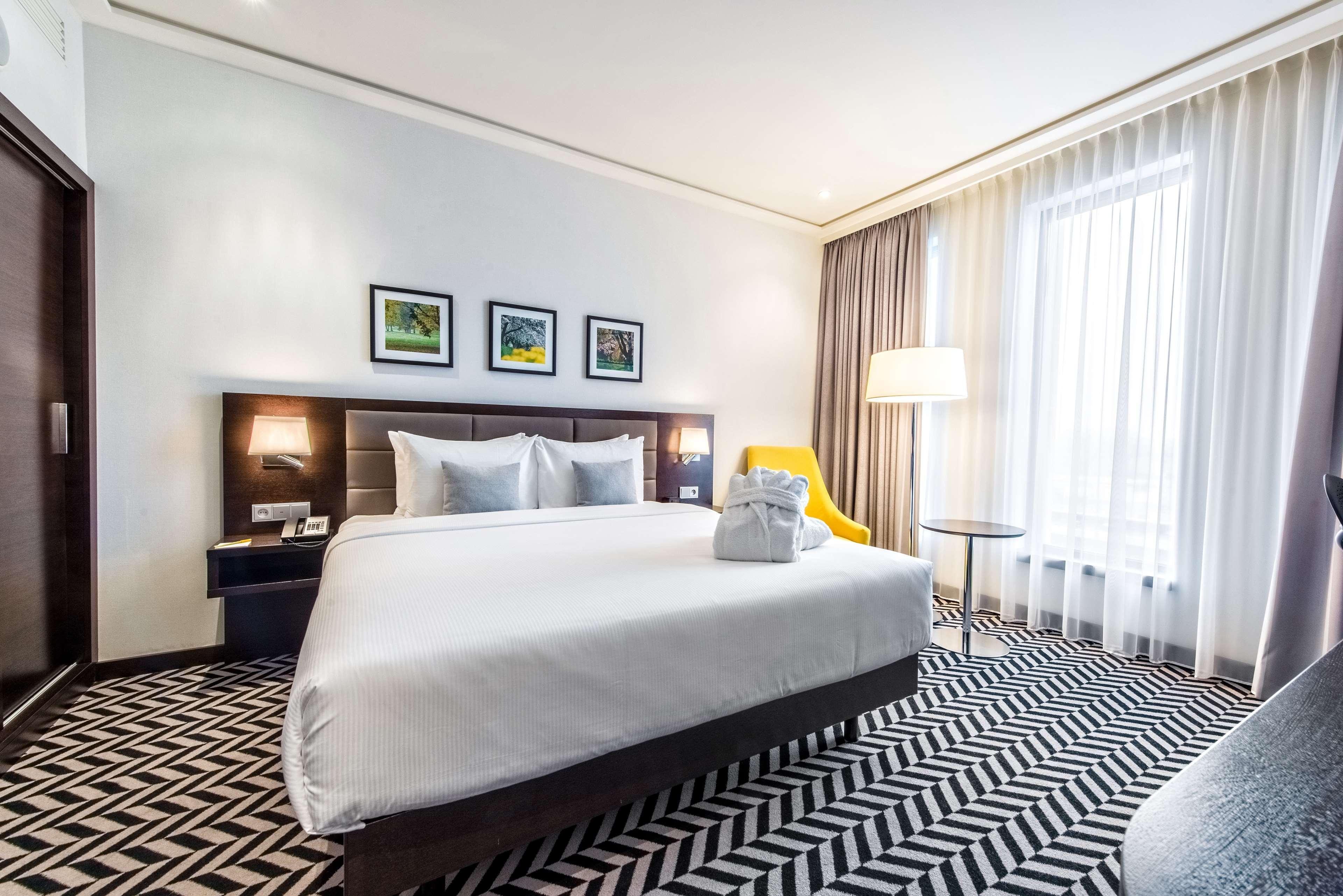 Hilton Garden Inn Krakow Airport Esterno foto