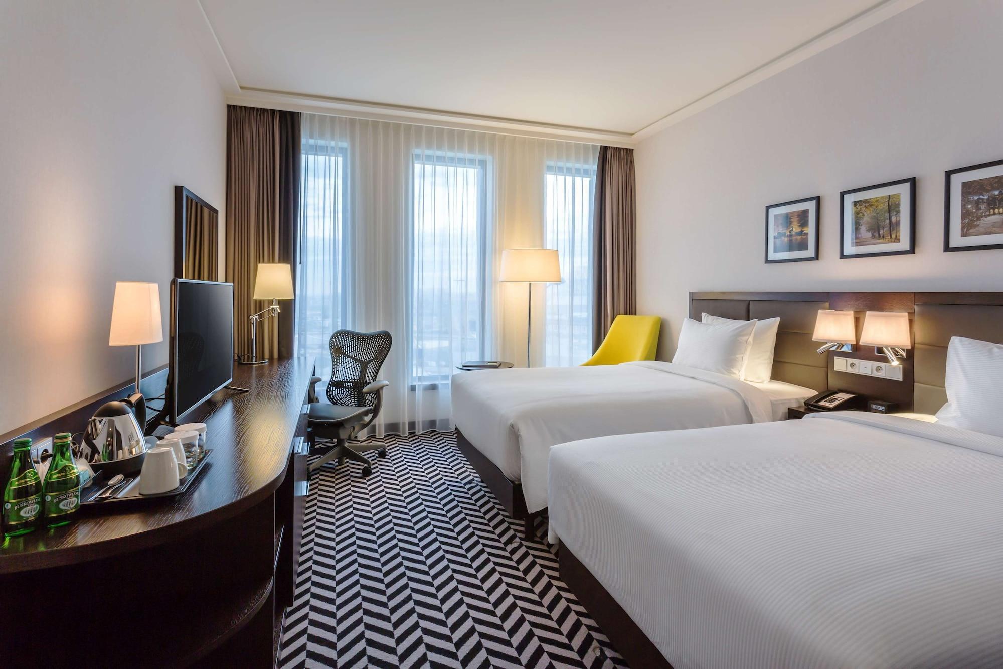 Hilton Garden Inn Krakow Airport Esterno foto