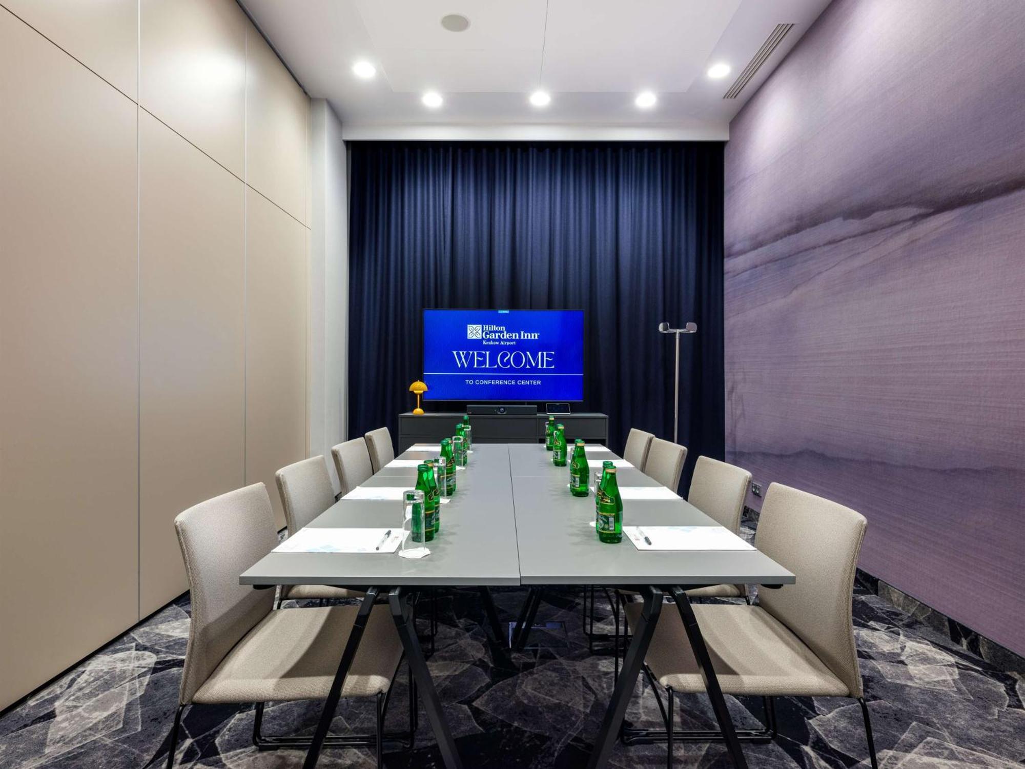 Hilton Garden Inn Krakow Airport Esterno foto
