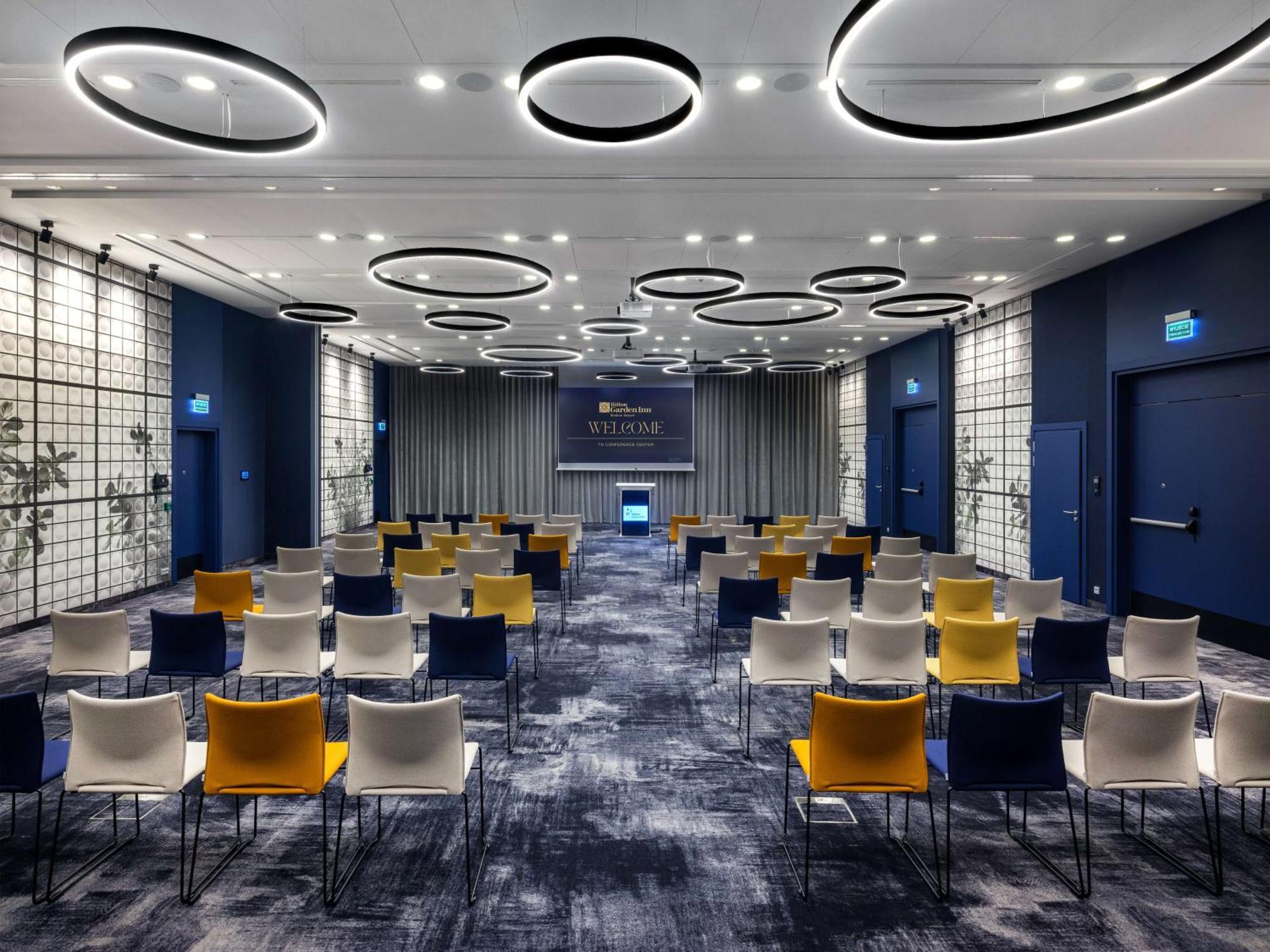 Hilton Garden Inn Krakow Airport Esterno foto
