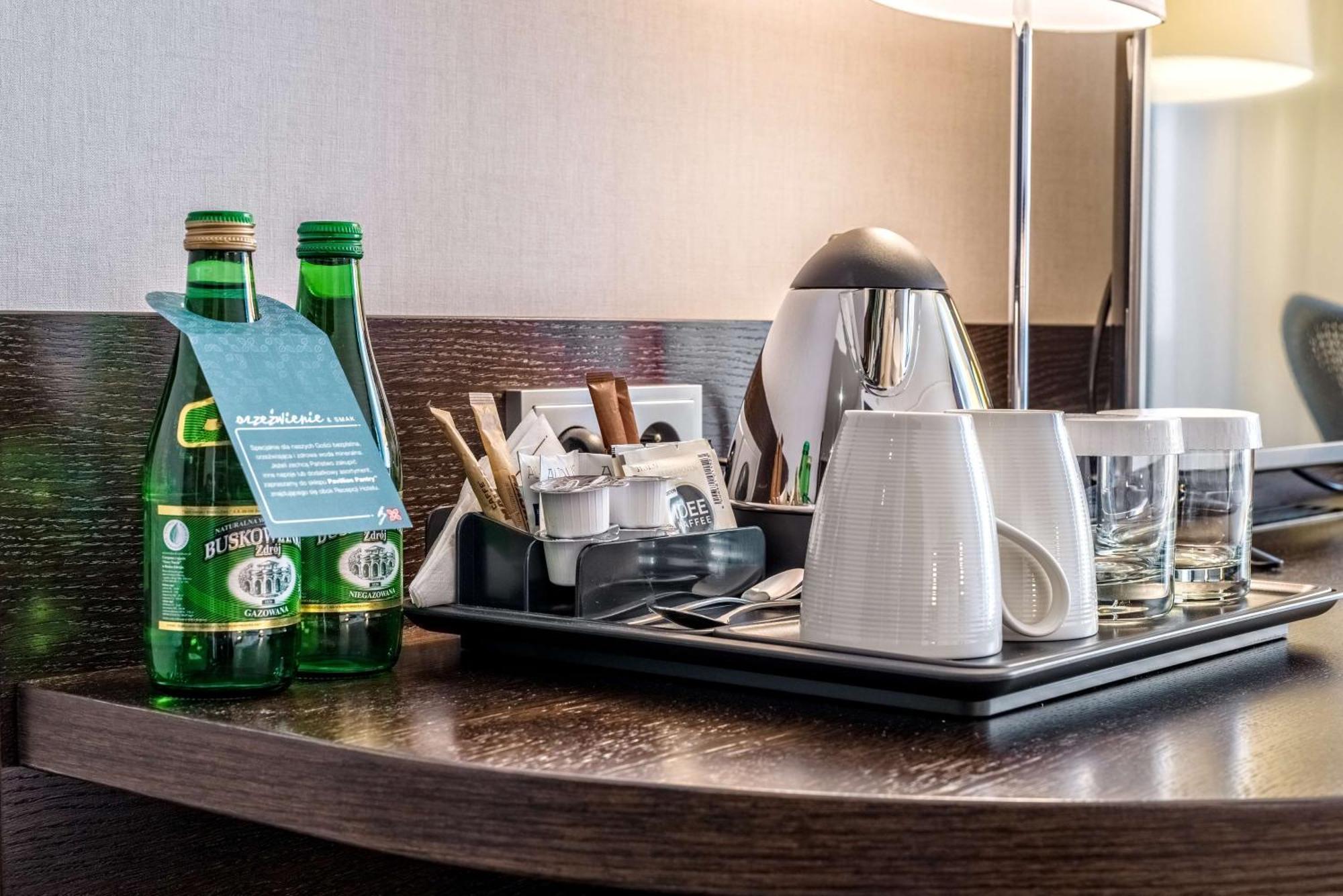 Hilton Garden Inn Krakow Airport Esterno foto
