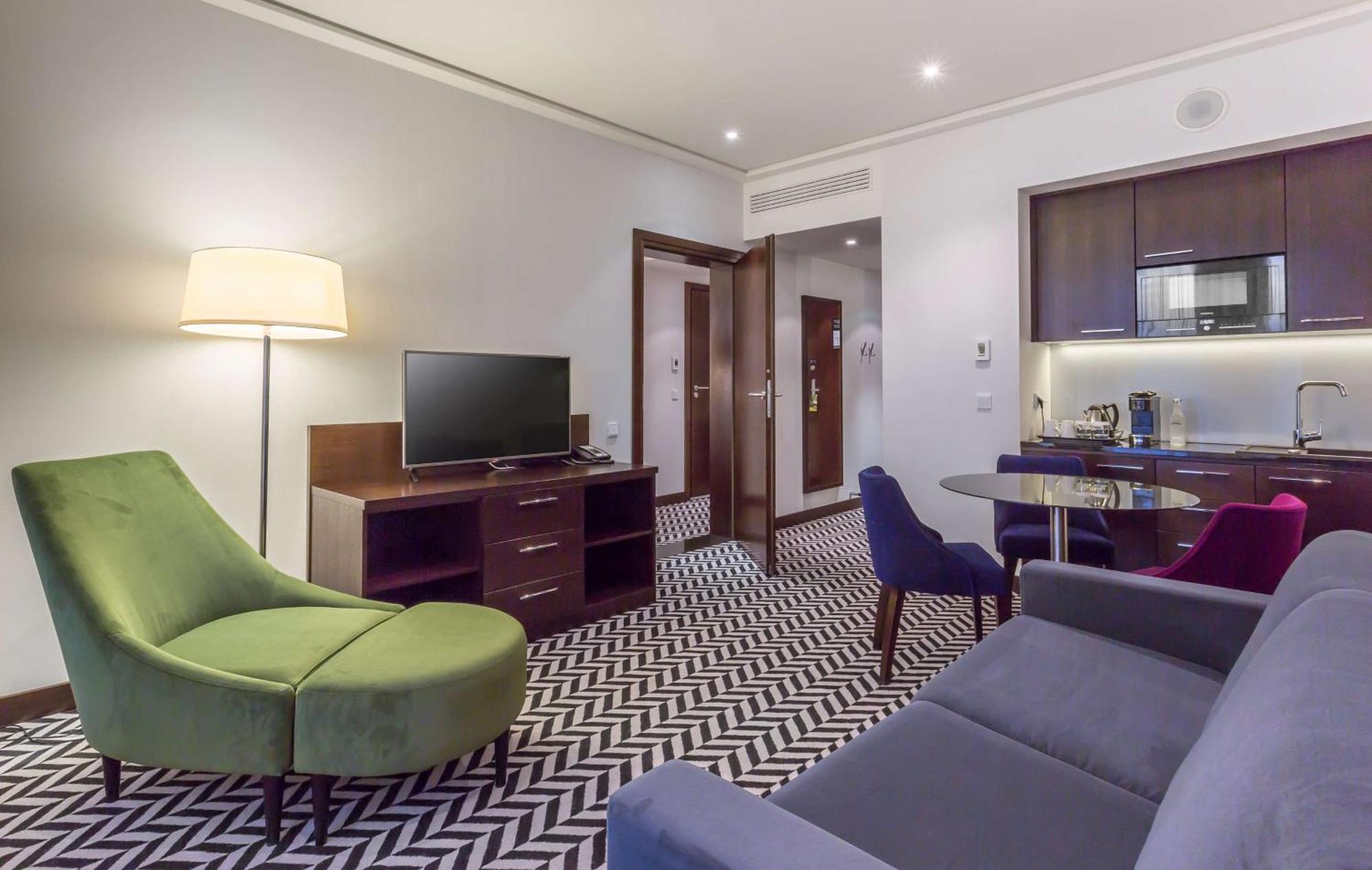 Hilton Garden Inn Krakow Airport Esterno foto